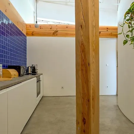 Apartman Plum Guide - Top Gun *